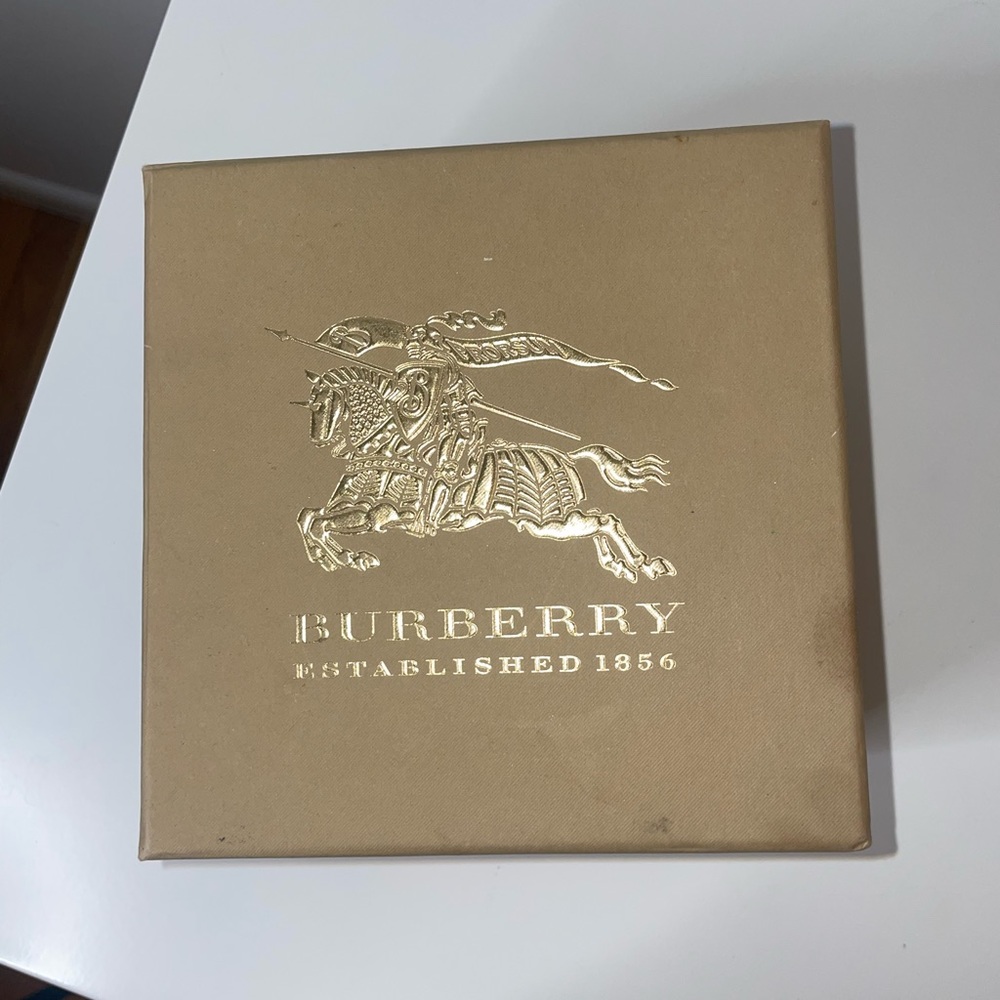 Burberry Watch - Picture 5 of 6